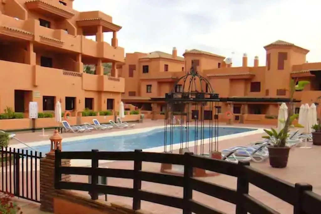 Apartamento El Paraiso Estepona 0*,  Spain